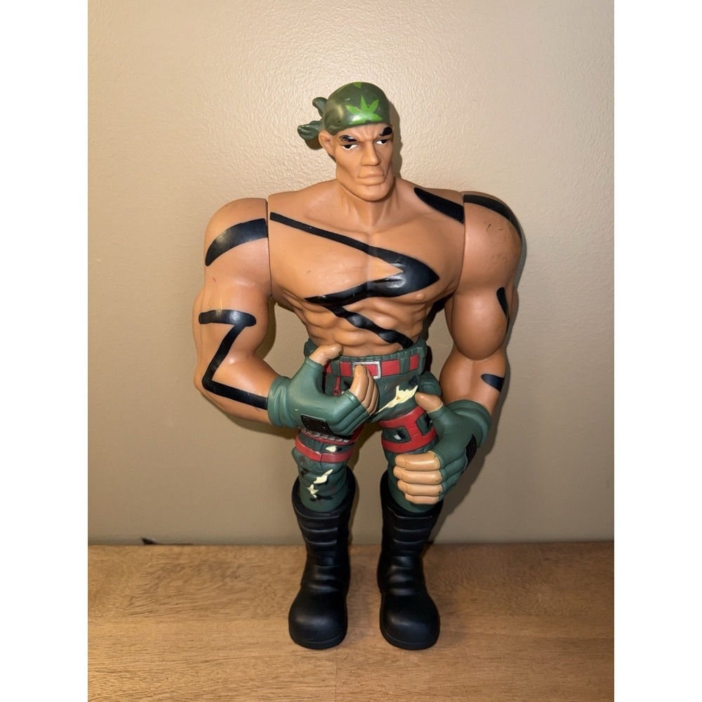 Vintage 1998 Small Soldiers Chip Hazard Action Figure 12 Inch Commando Elite Toy
